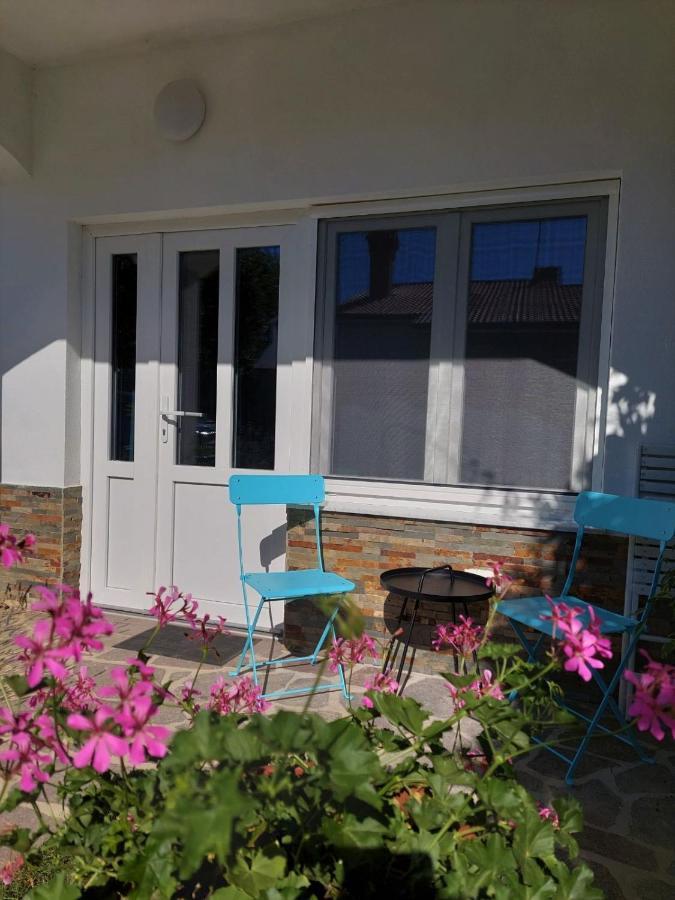 Postaja 33 Apartment Zgornje Skofije Exterior foto